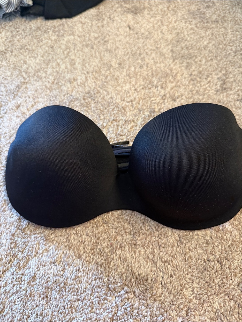 Warner's Black Strapless Seamless Bandeau Bra